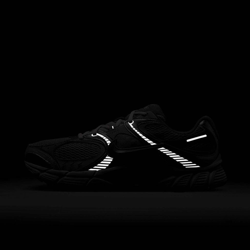 v5 rnr sneakers
