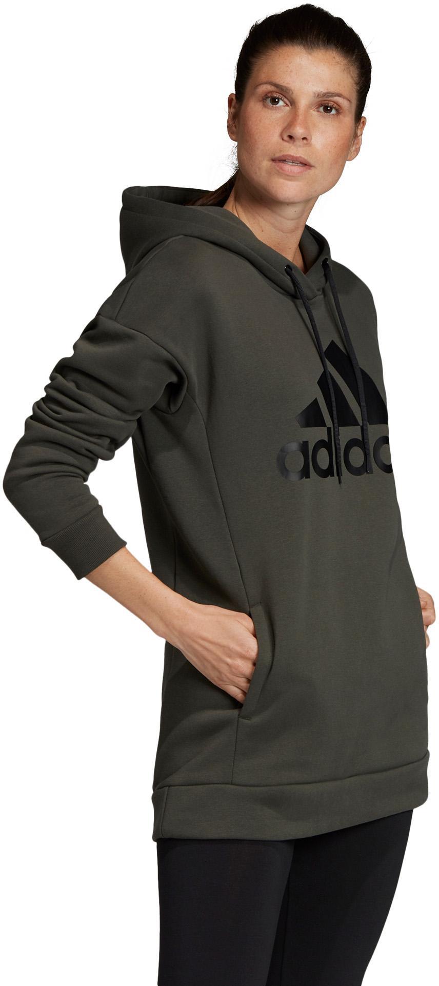 Must Haves Badge of Sport Logo hoodie