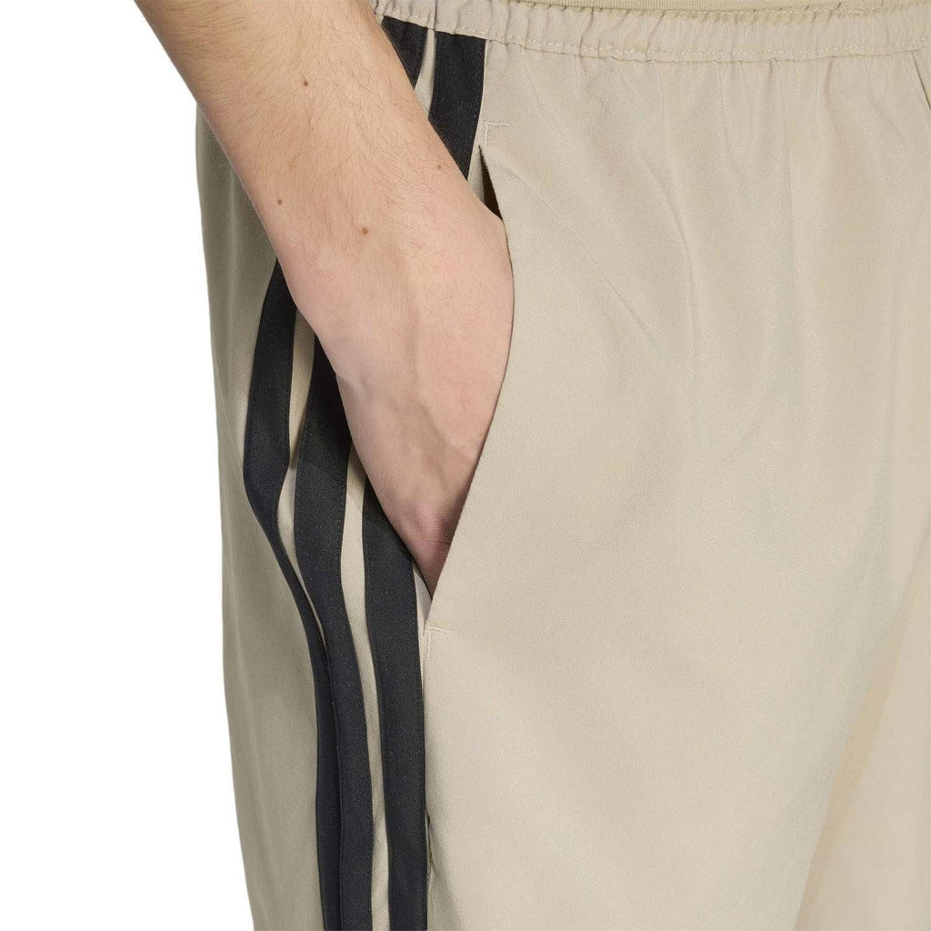 Essentials 3-Stripes Chelsea Shorts