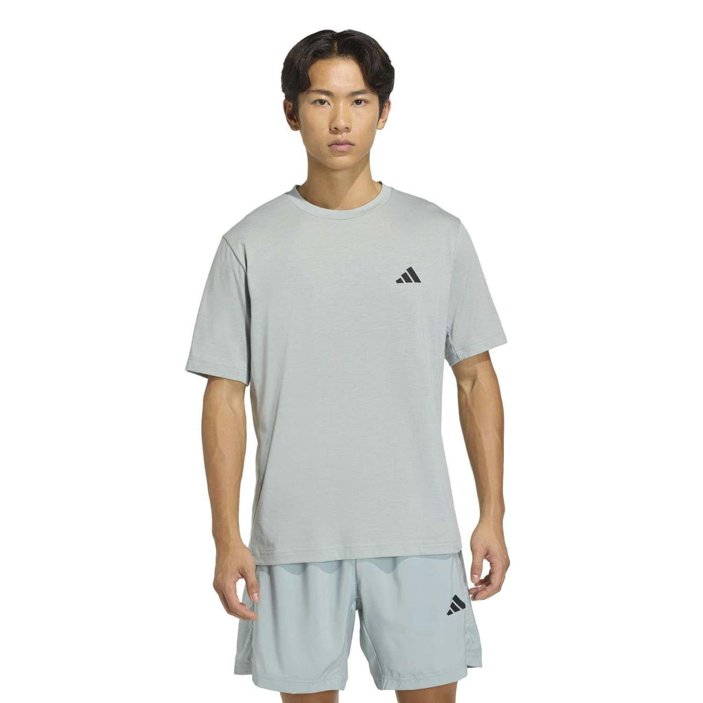 We Fitness T-shirt training