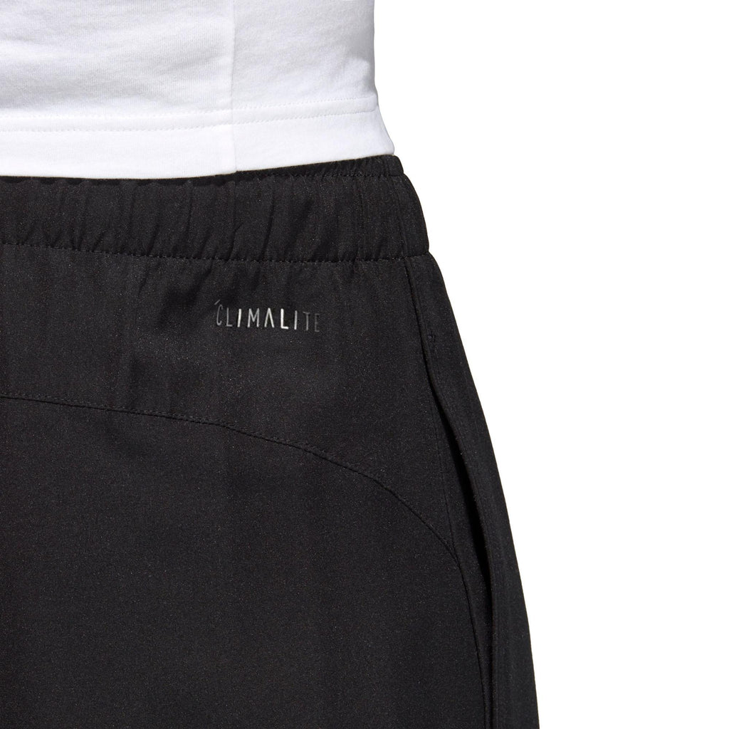 Essentials Chelsea short