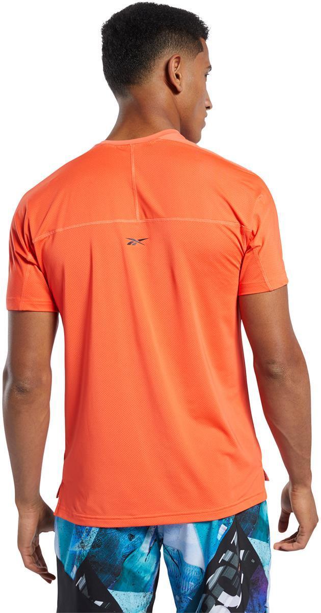 ts ac graphic move tee q2