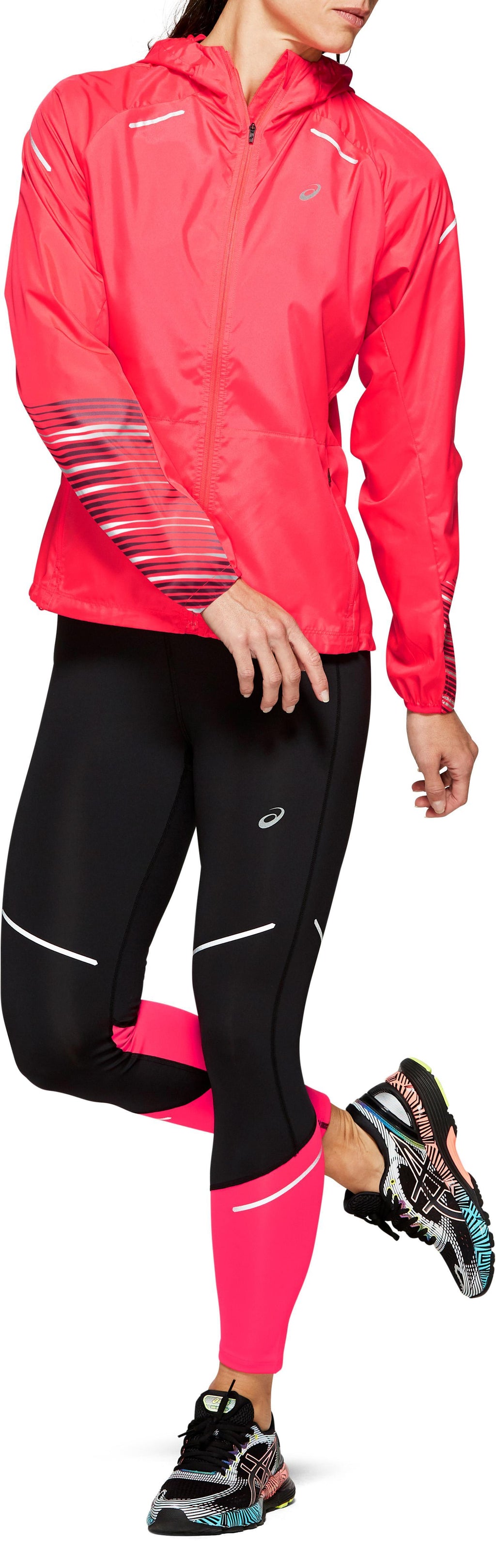 Lite-show 2 Crop Tight