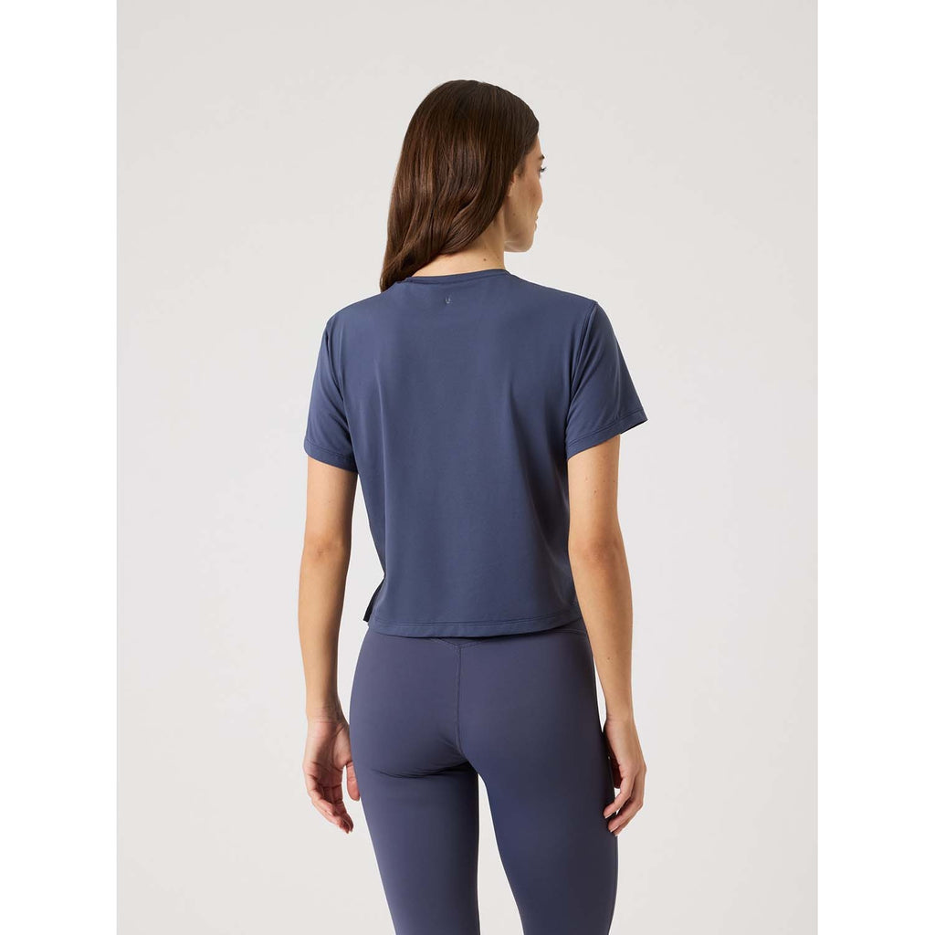 cropped t-shirt
