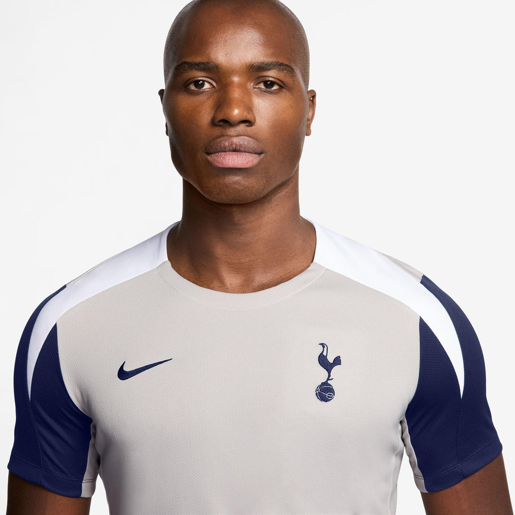 Tottenham Hotspur 2025/26 Dri-FIT Strike top