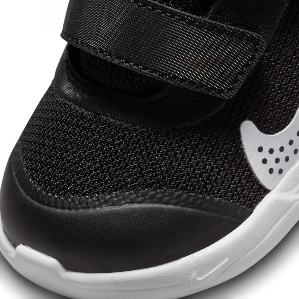 Omni baby sneakers