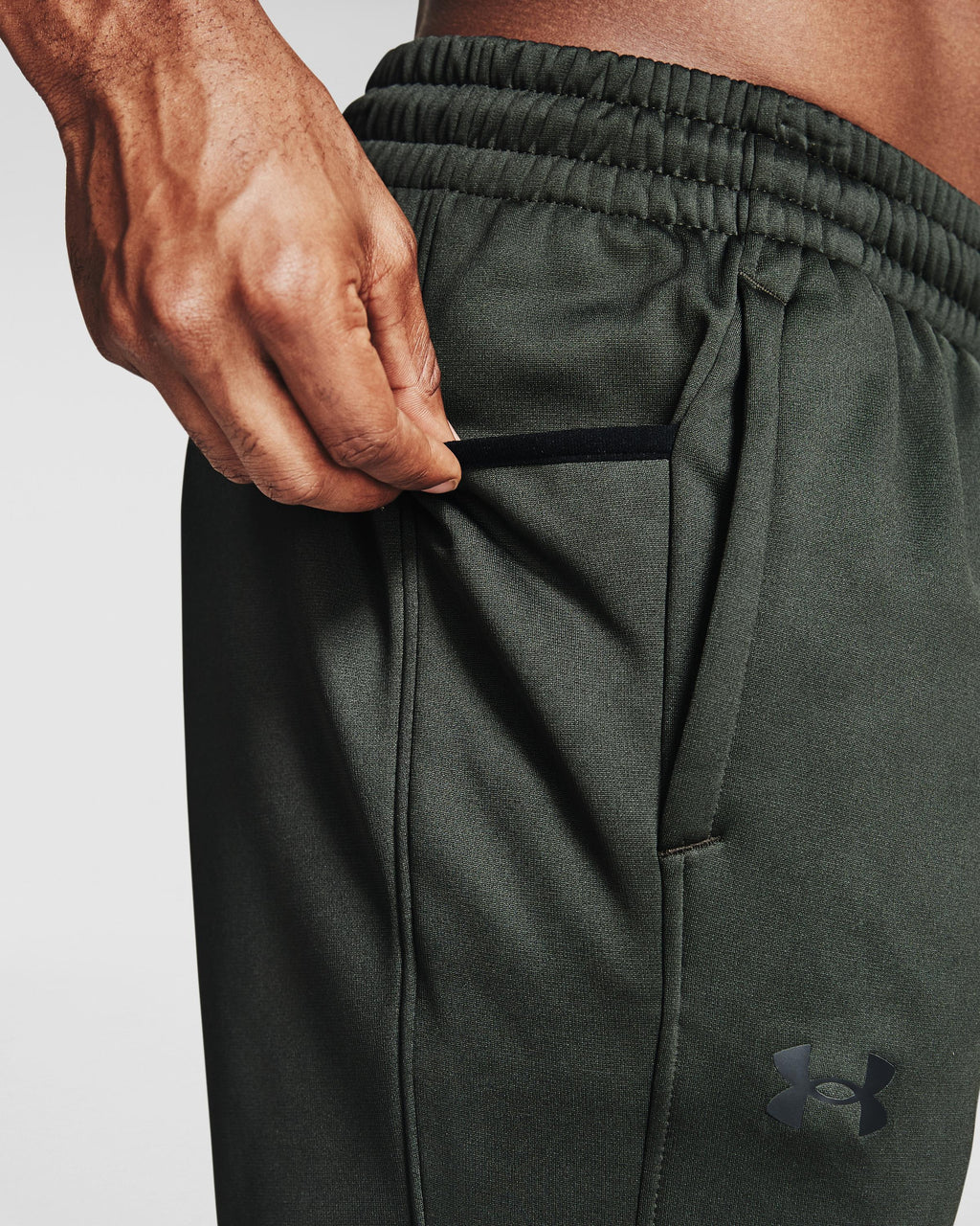 ua armour fleece joggers