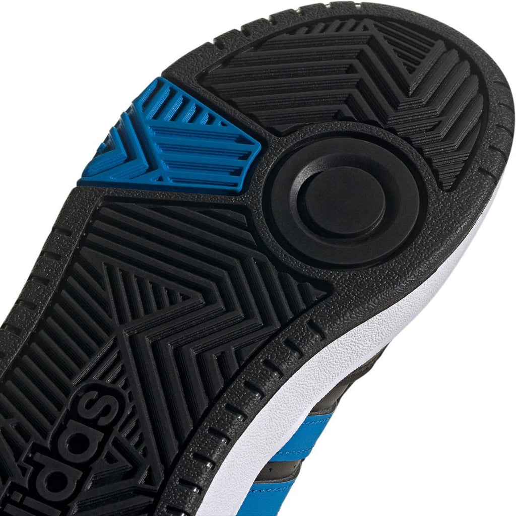 Hoops sneakers