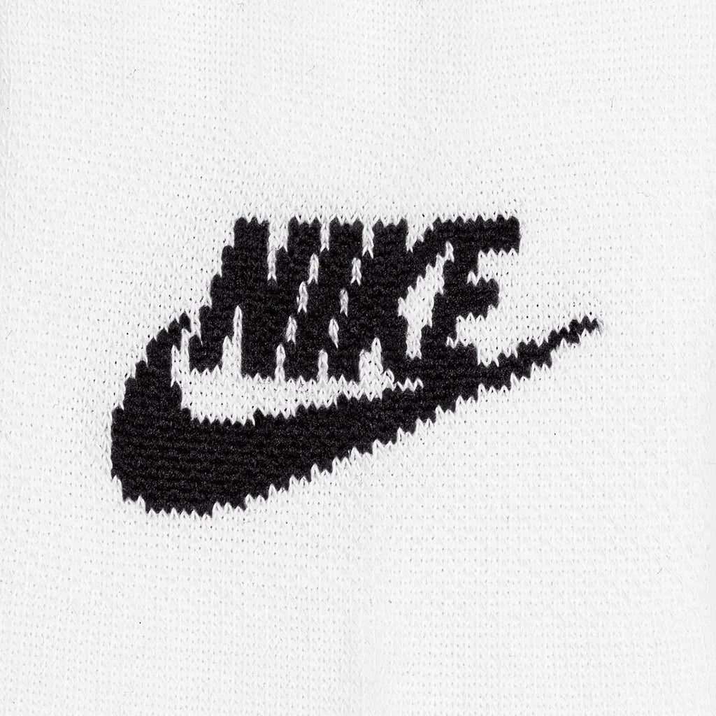 sportswear everyday essential