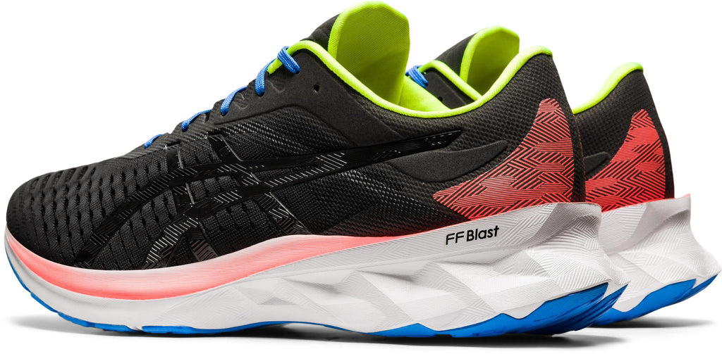 Novablast hardloopschoenen