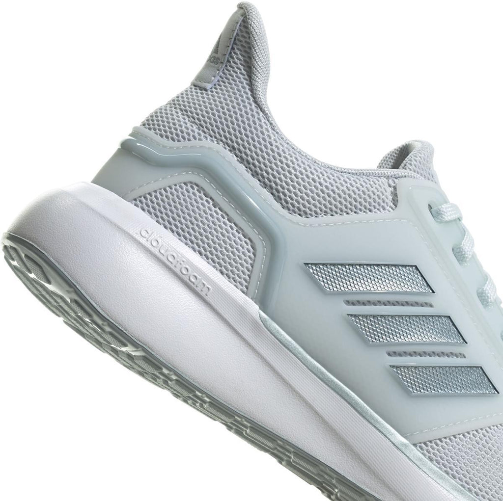 UB19 TD