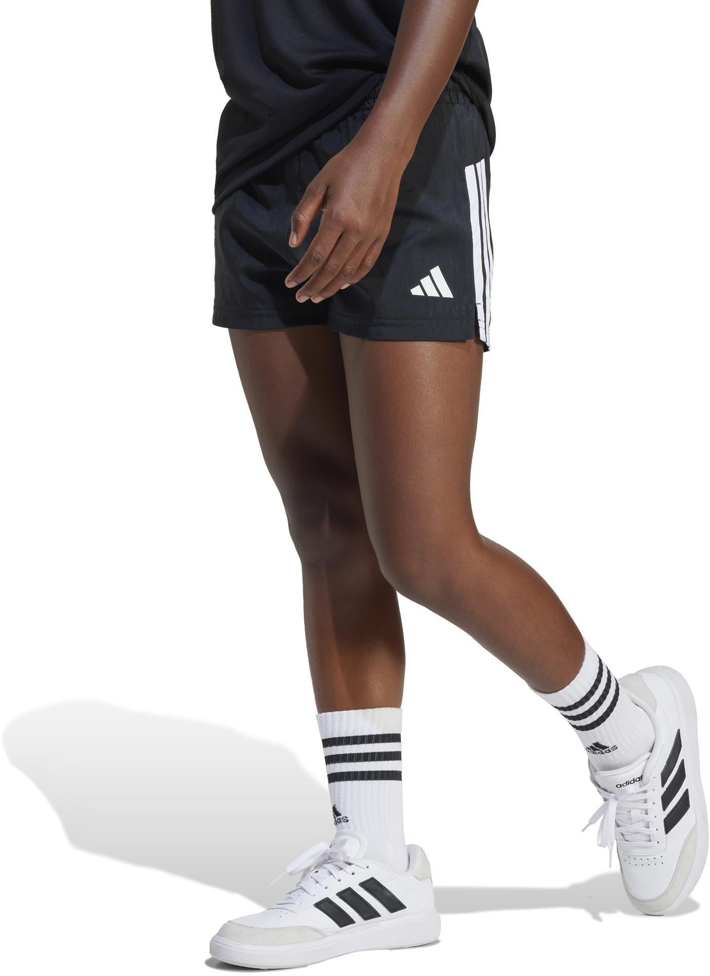 Train Essentials 3-Stripes kids Short