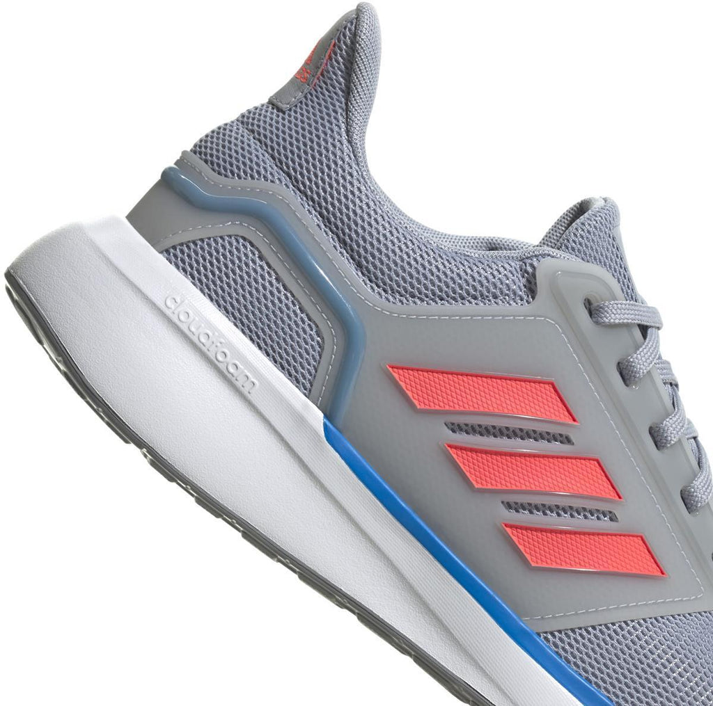 UB19 TD