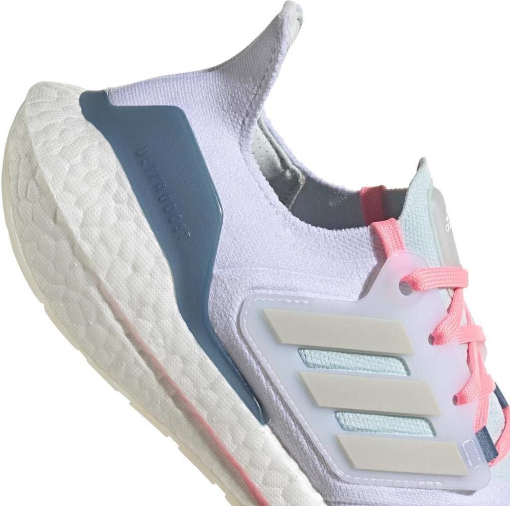 Ultraboost 22 W