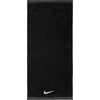 nike fundamental towel medium np