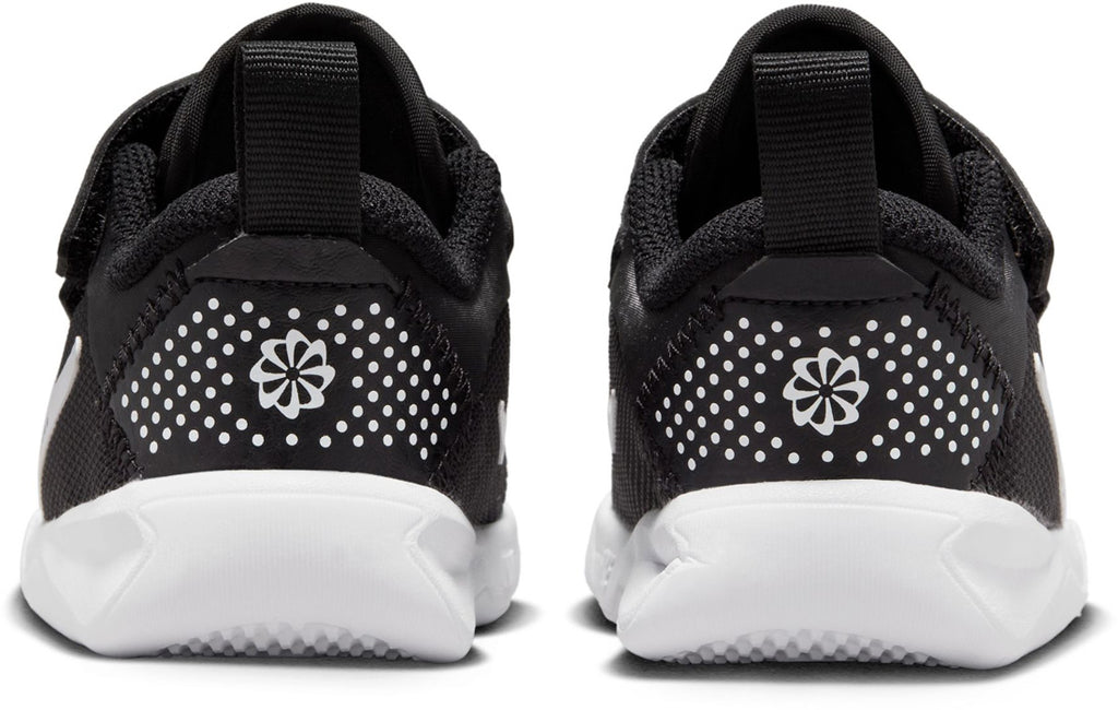 Omni baby sneakers