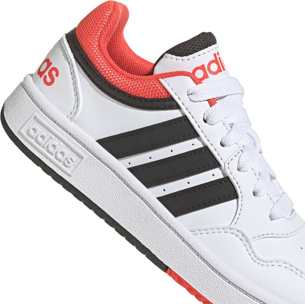 Hoops sneakers