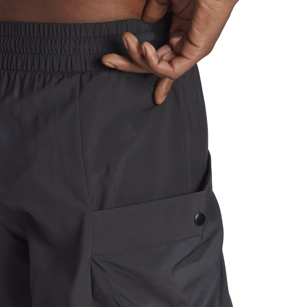 Ce Q2 Car short