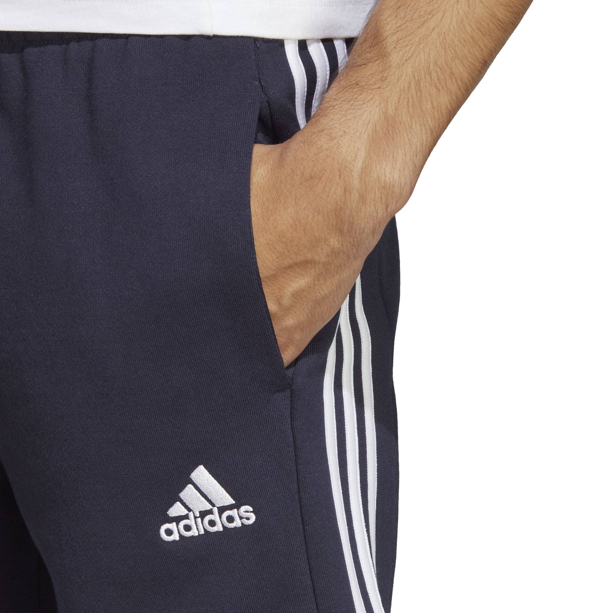 Essentials French Terry 3-Stripes short