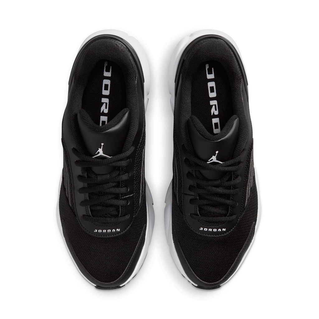 Jordan Trunner Flow Sneakers