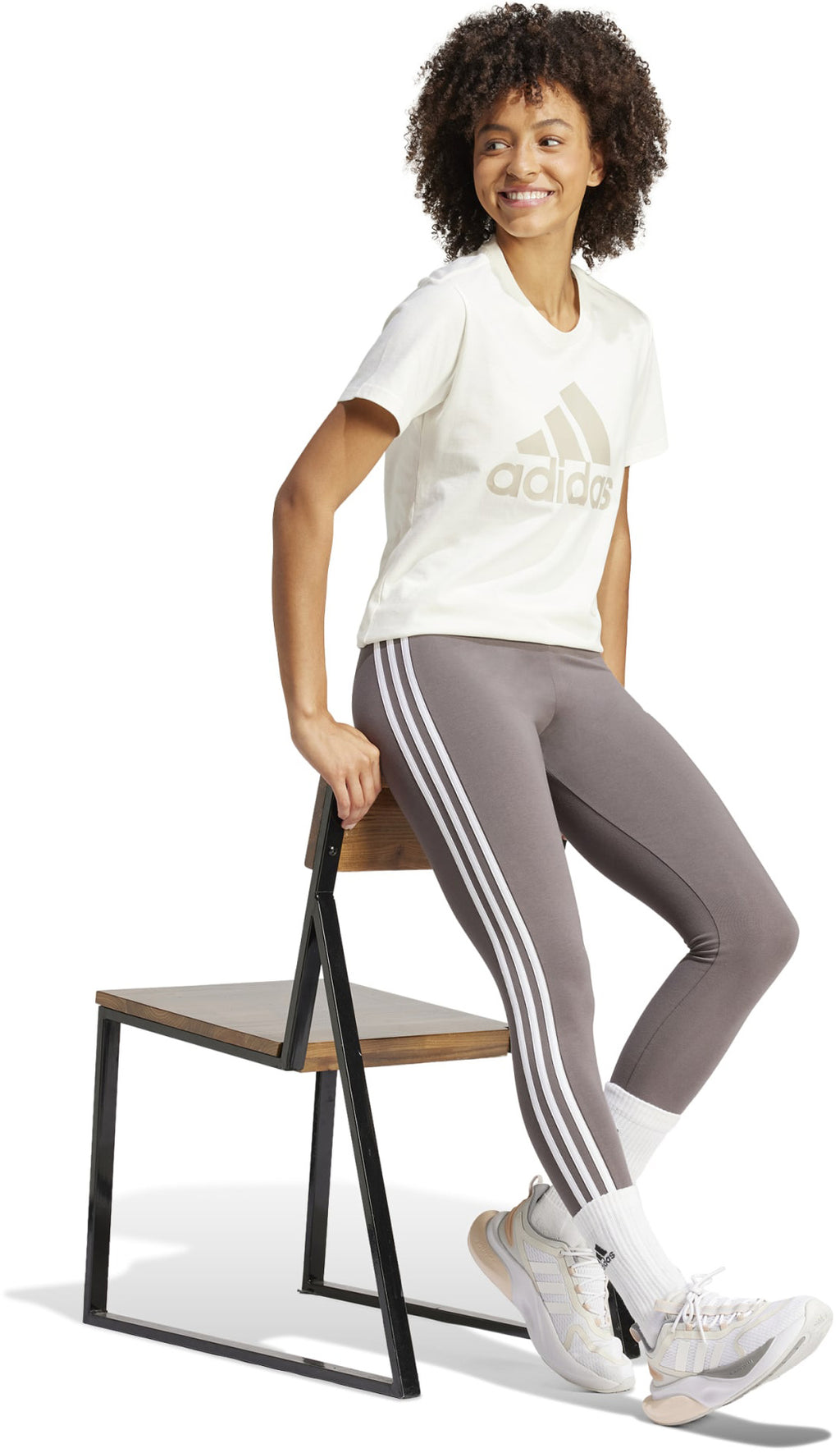 LOUNGEWEAR Essentials 3-Stripes legging