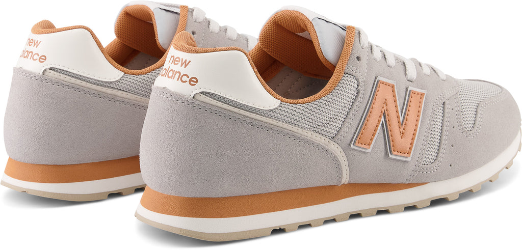 373OB2 sneakers