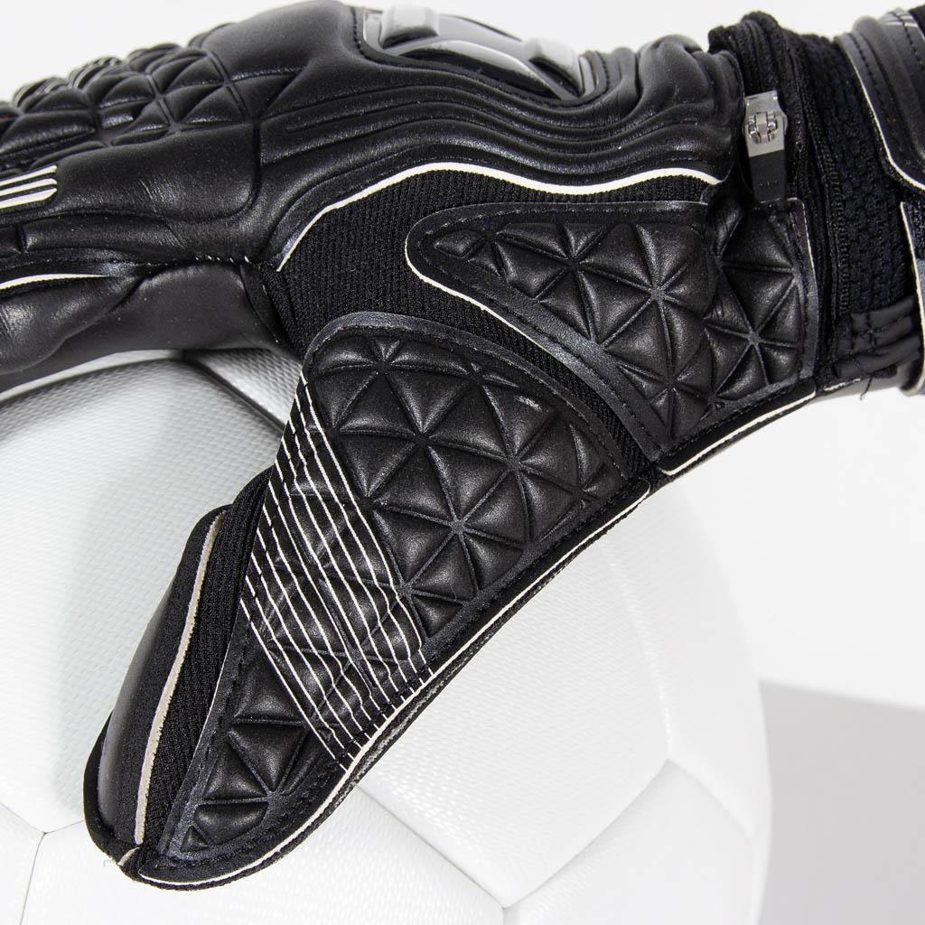 Stanno Thunder V