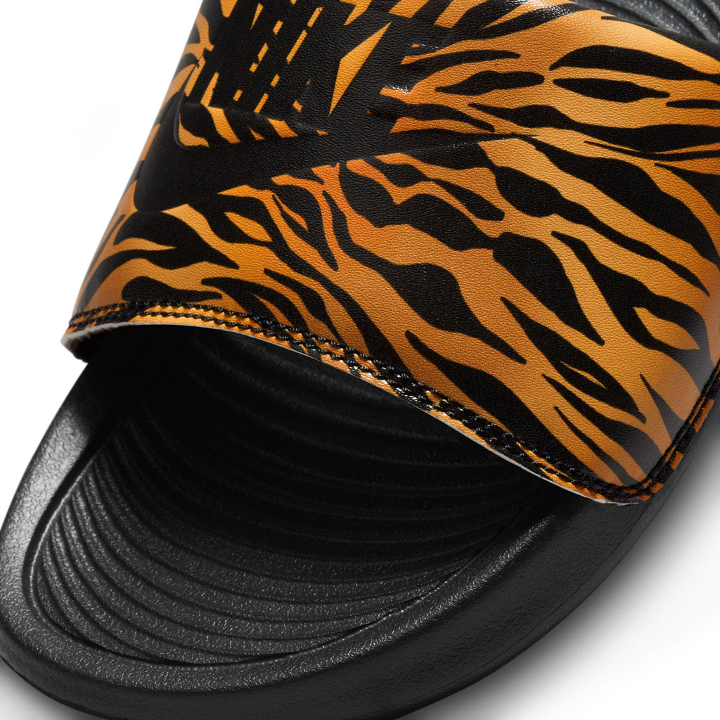 Victori One Print Slide slippers
