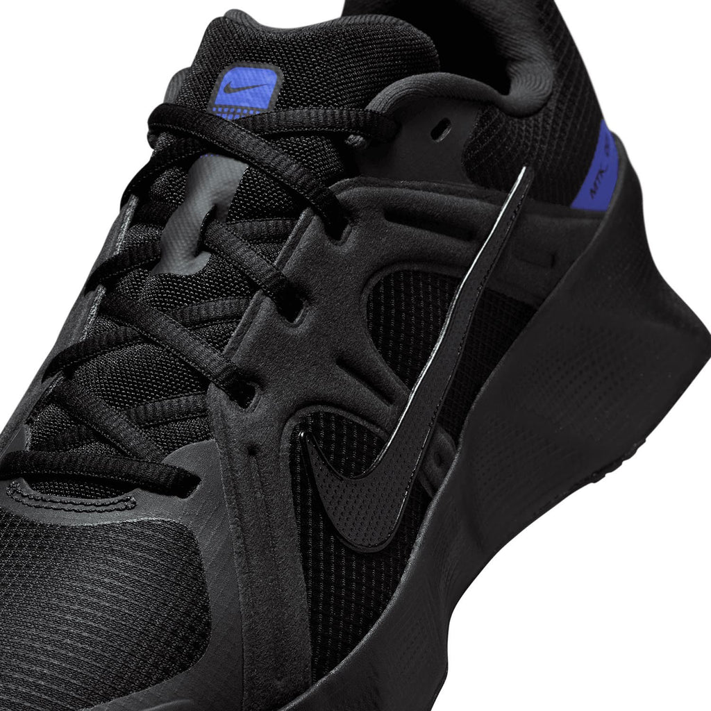 Metro Tek sneakers