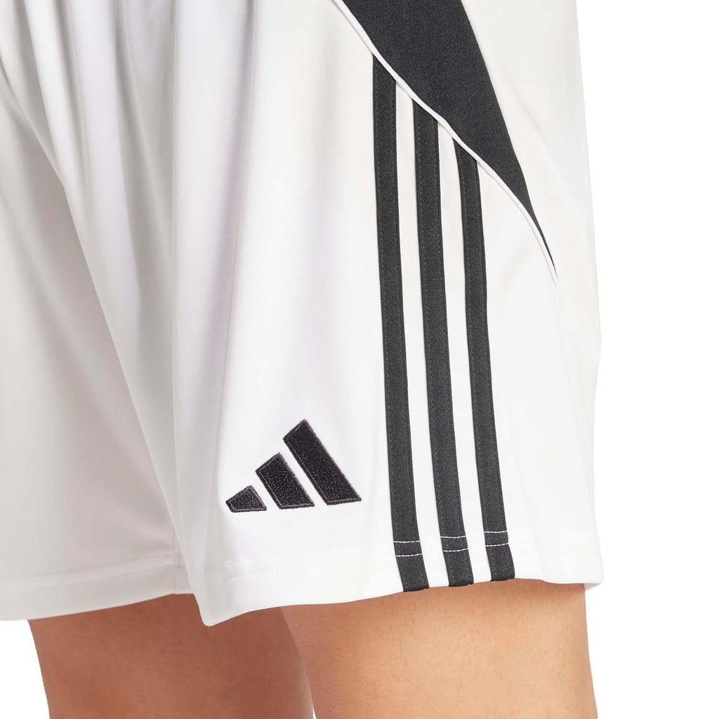 Tiro 24 Short