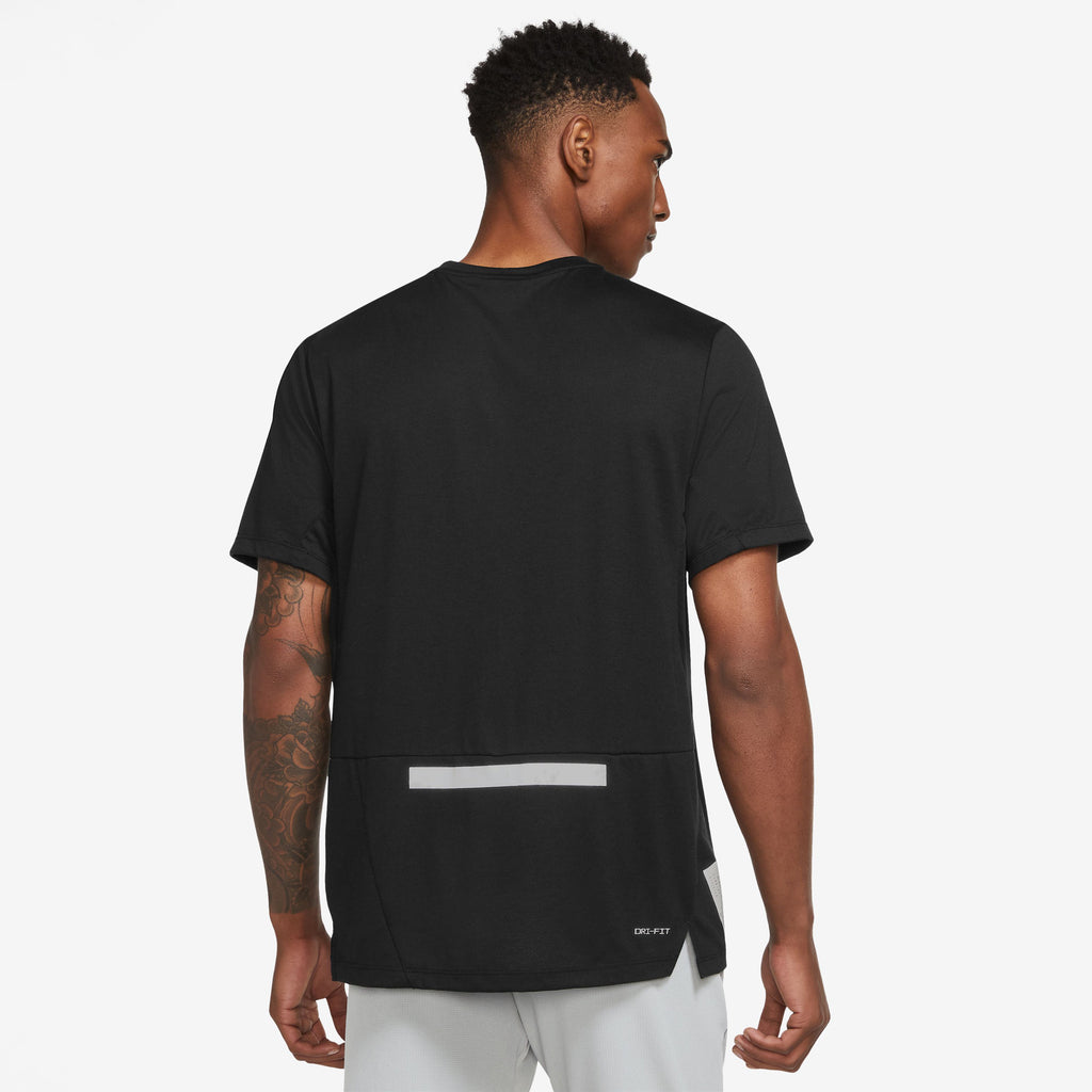 Dri-FIT Rdvn Rise 365 t-shirt