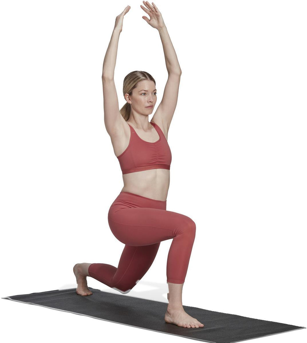 Yoga Essentials High-Waisted legging