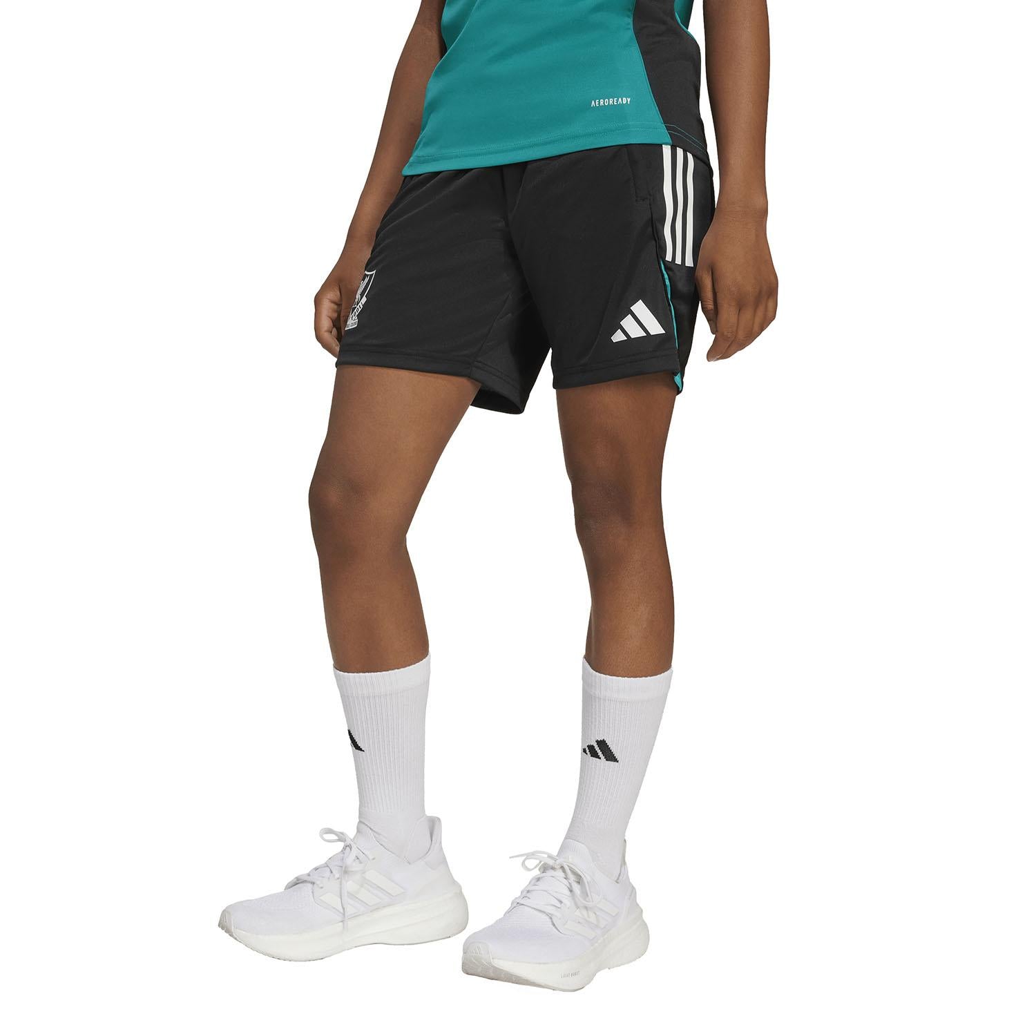 Liverpool FC Tiro 25 Competition Training Short Kids