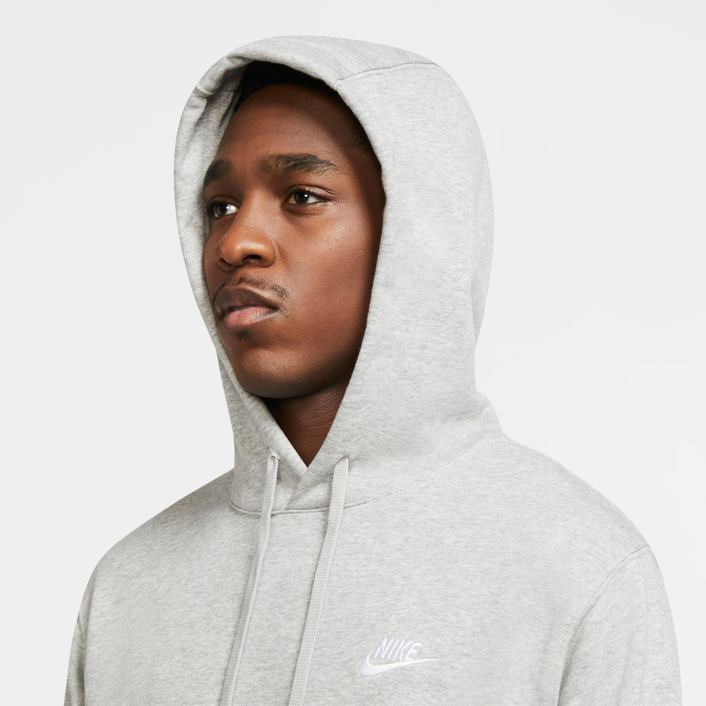 Sportswear Club sweater