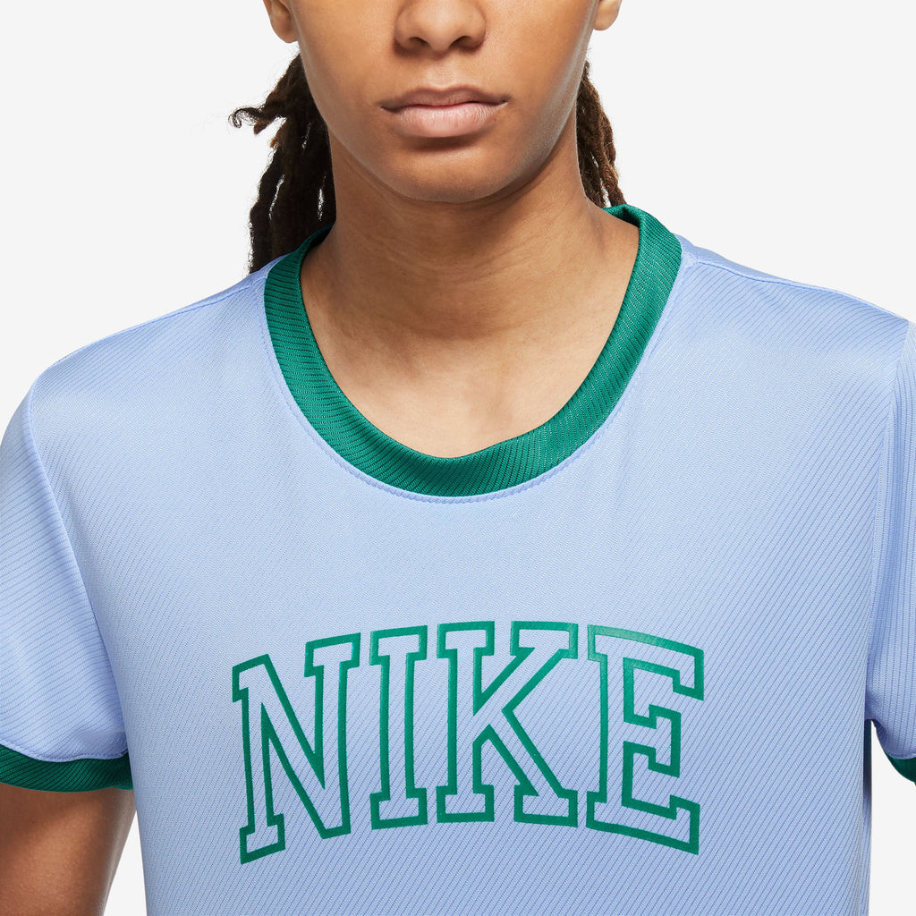 Dri-FIT Swoosh shirt