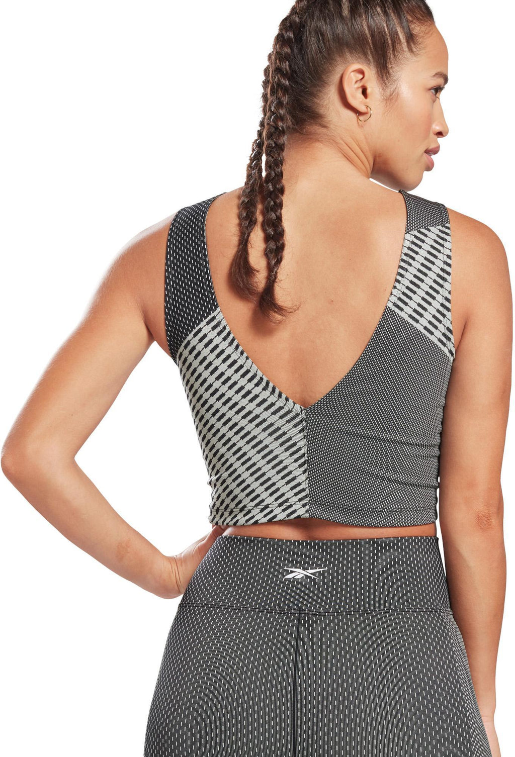 TS SEAMLESS CROP TOP Q1