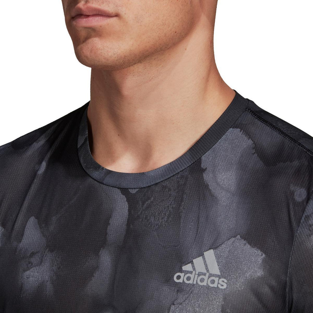 FAST GRA TEE. Laufshirt