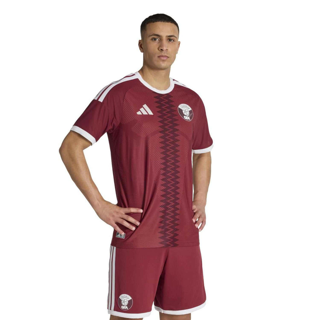Qatar 26 Home Voetbalshirt Authentiek Replica