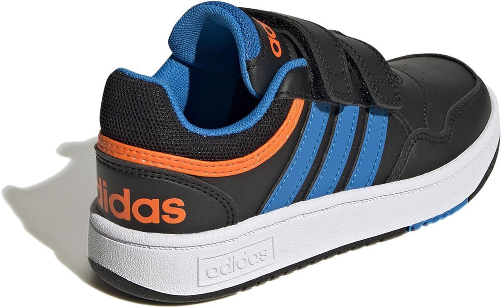 Hoops sneakers