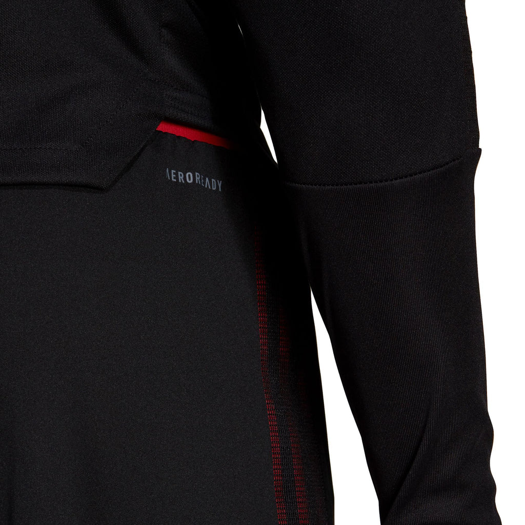 Manchester United trainingsshort 21/22