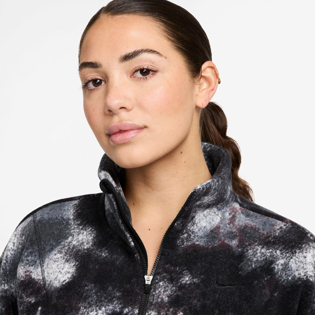 One Therma-fit 1/2 Zip sweater
