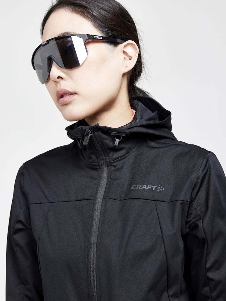 Adv Essence Hydro Jacket W
