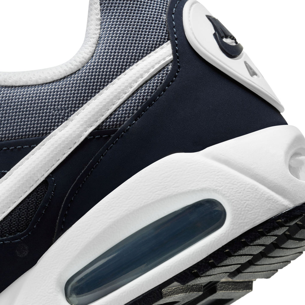 Air Max IVO sneakers