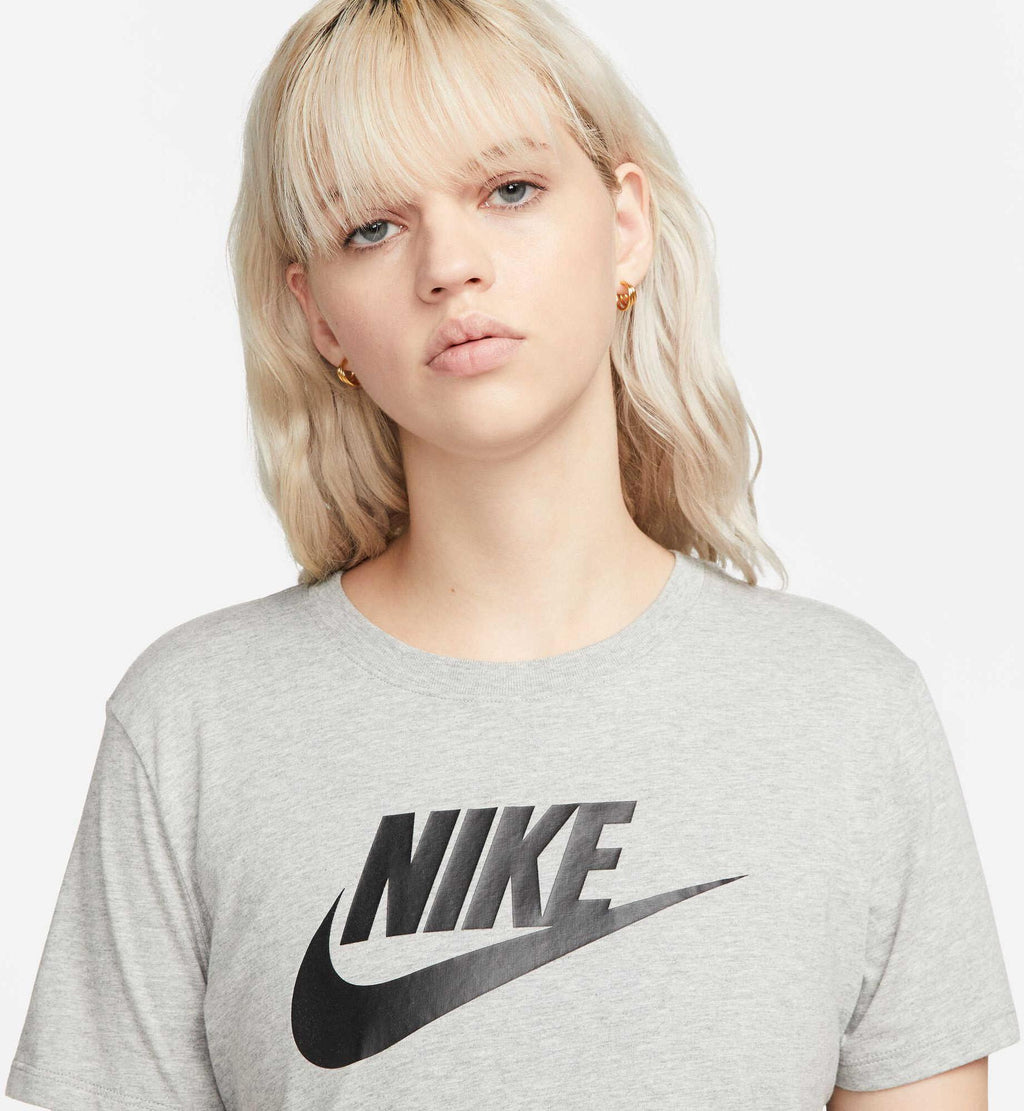 Dám.tričko W Nsw Tee Essntl Icn Ftra