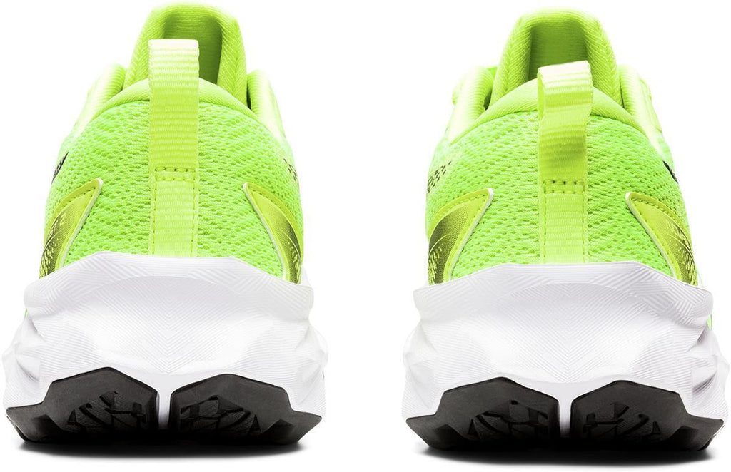 Novablast 2 GS hardloopschoenen