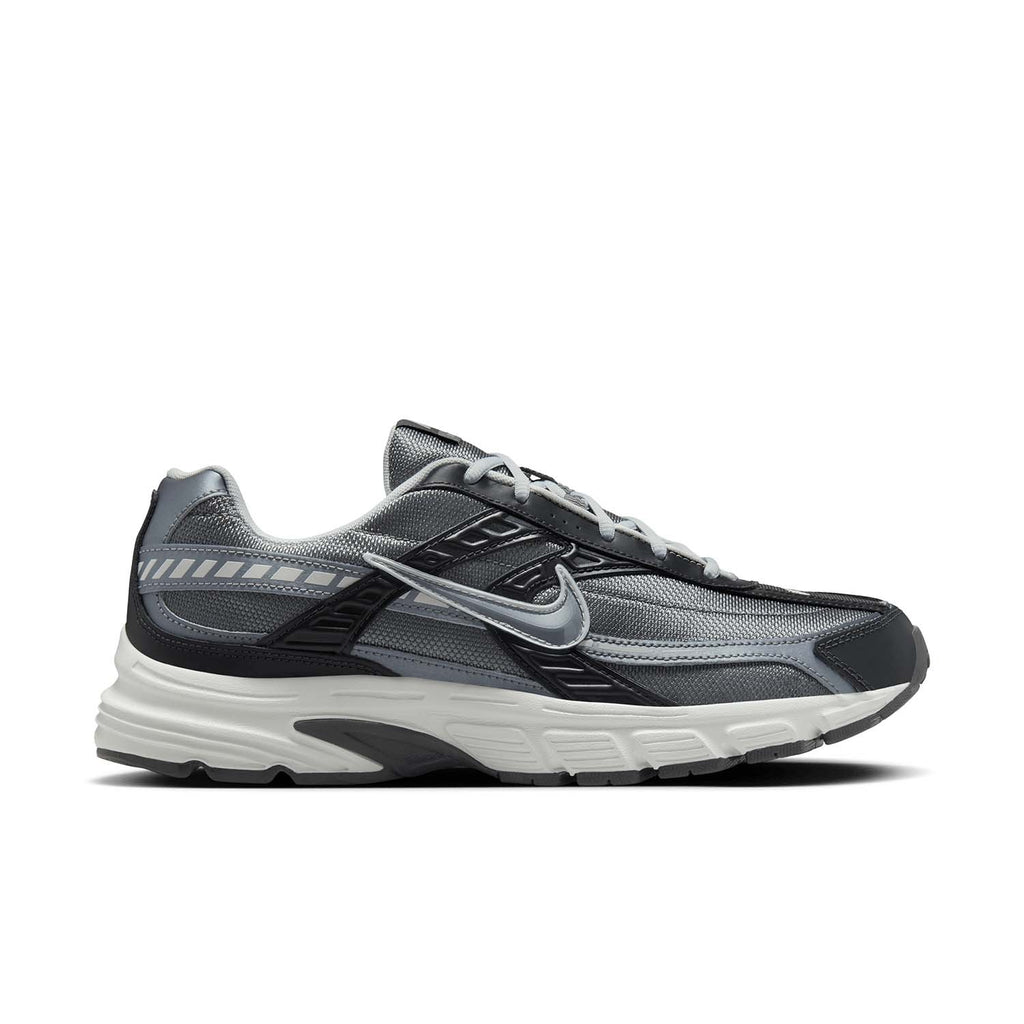 initiator schoenen
