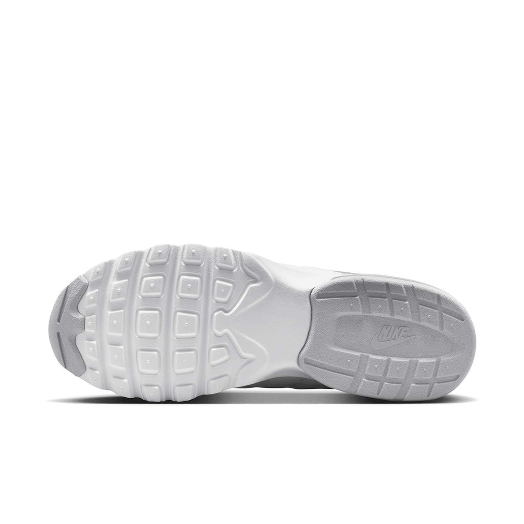 wmns air max invigor