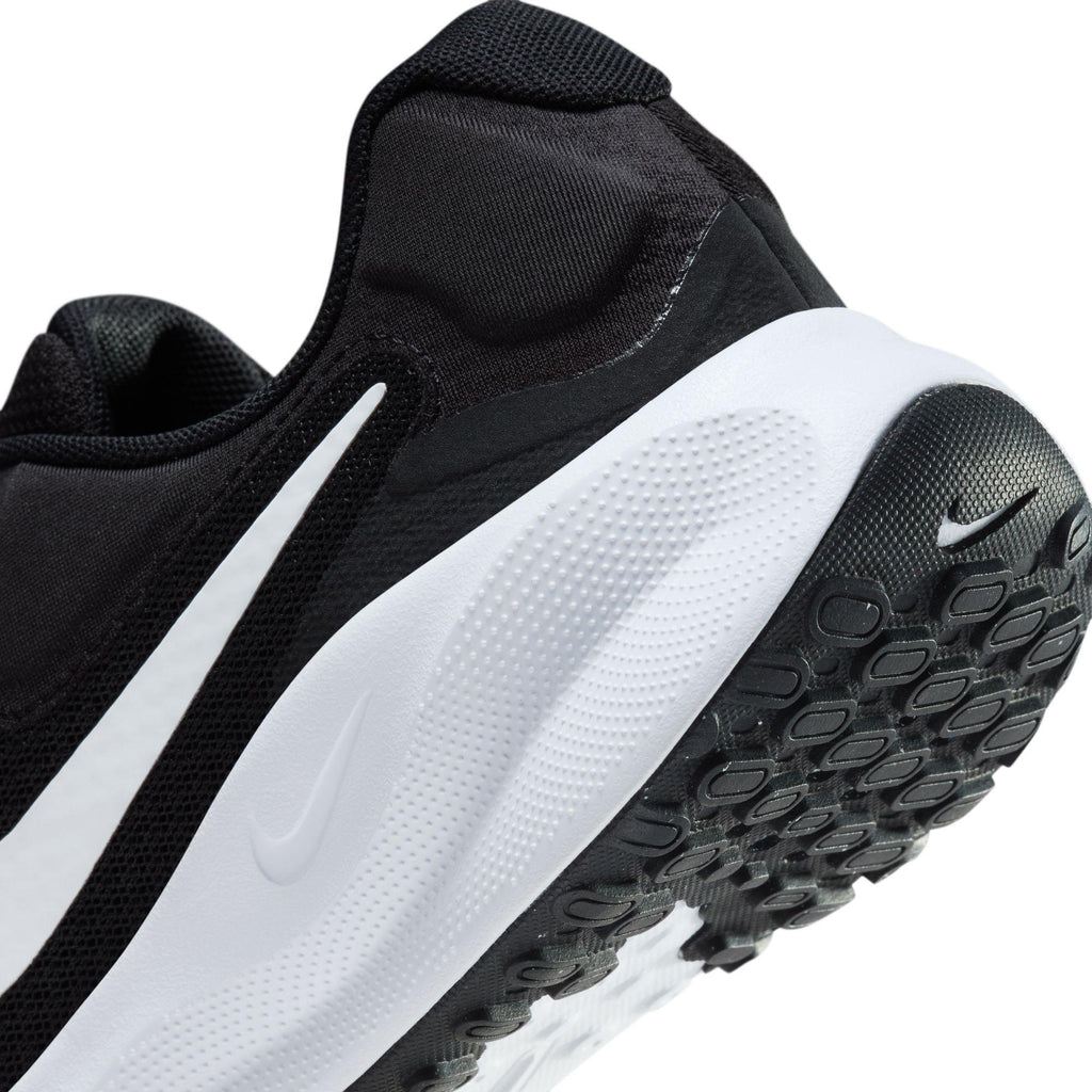 Nike Revolution 7 Women's Road Runn, BLACK/METALLIC GOLD-WHITE-DK SMOKE, 11.5
