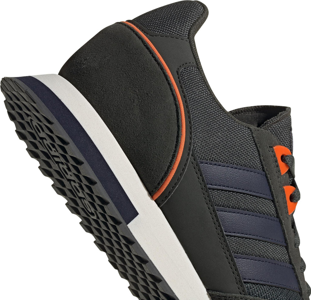 8K 2020 sneakers