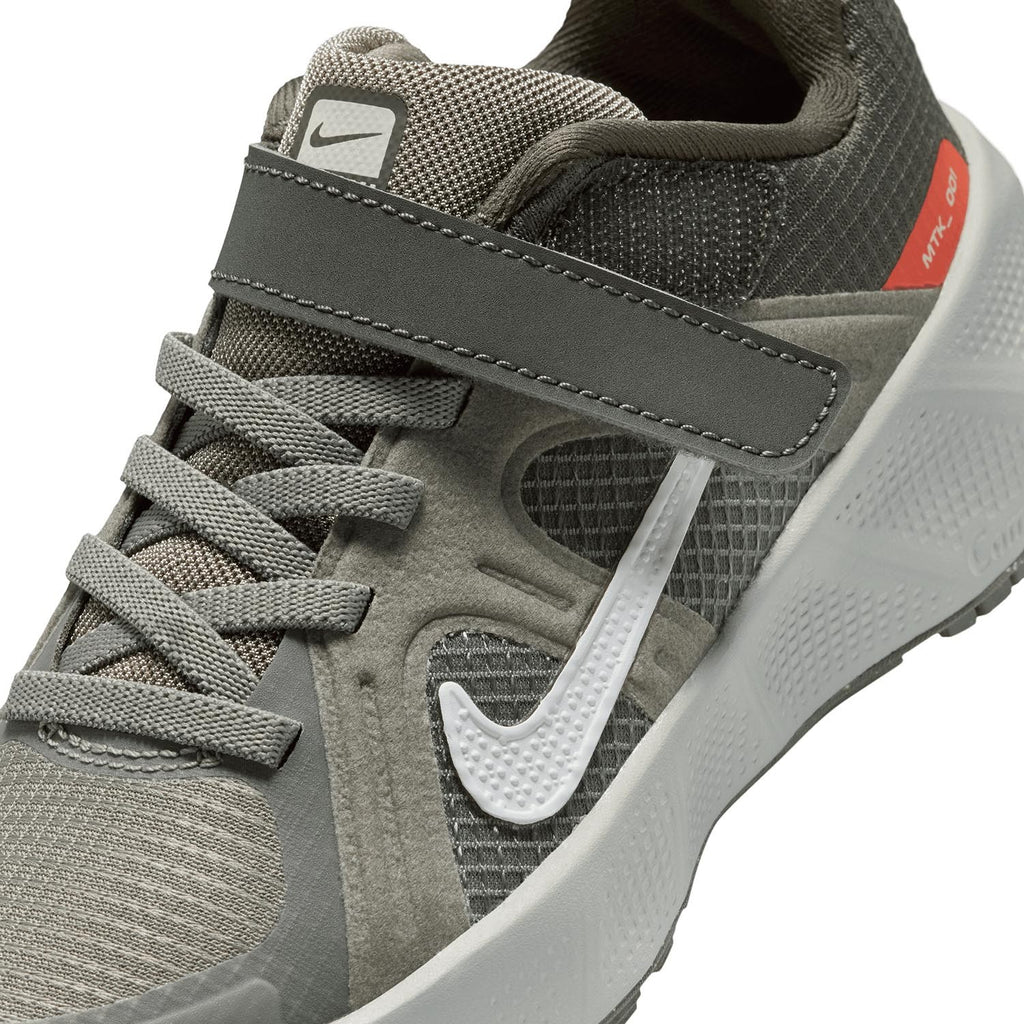 City Response sneakers